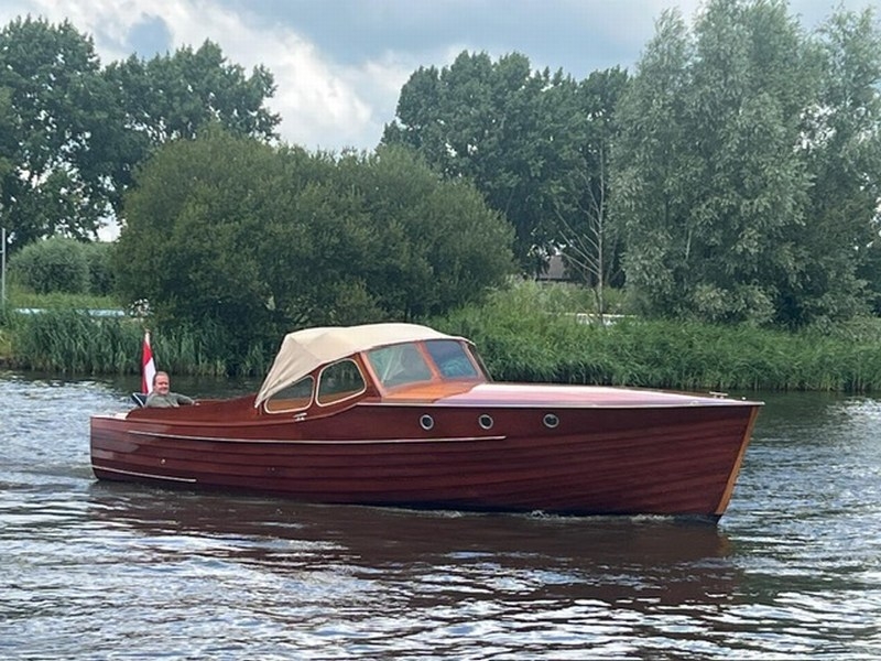 Blomberg 820