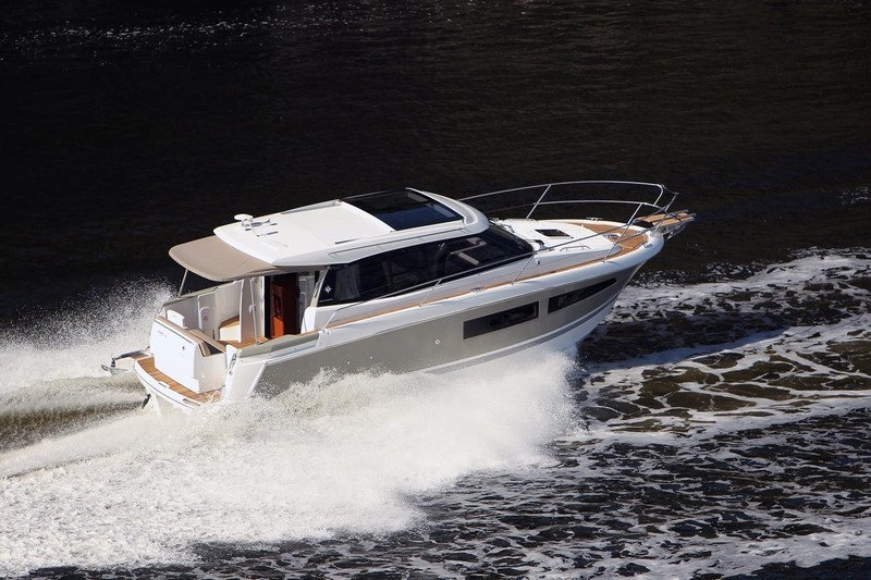 Jeanneau NC9