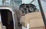 Cruisers yacht 330
